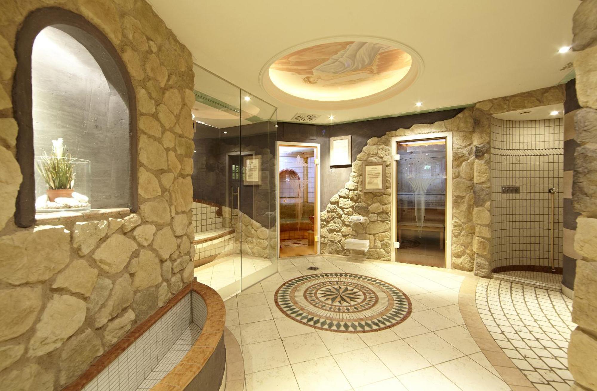 Hotel Staudacherhof In I Blick Aufs Zugspitzmassiv I Einzigartige Bayurvida Kueche 4*